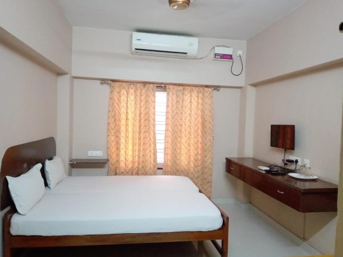 Sangeetha Tourist Home Thiruvananthapuram Kültér fotó