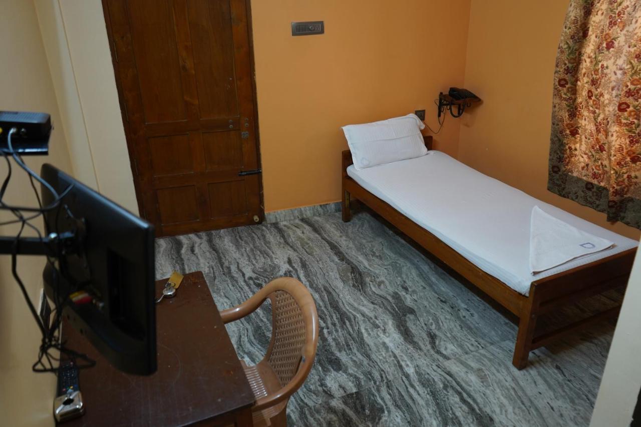 Sangeetha Tourist Home Thiruvananthapuram Kültér fotó
